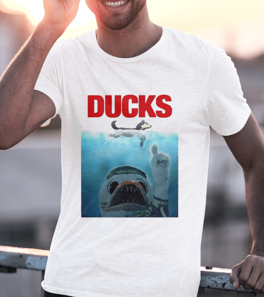Oregon Ducks Jaws Parody With Washington Huskies Rivalry T-Shirt