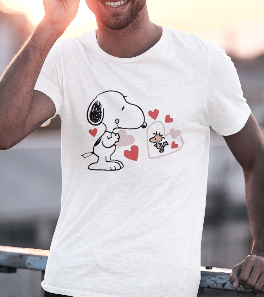 Peanuts Snoopy Woodstock Valentine Hearts Love T-Shirt