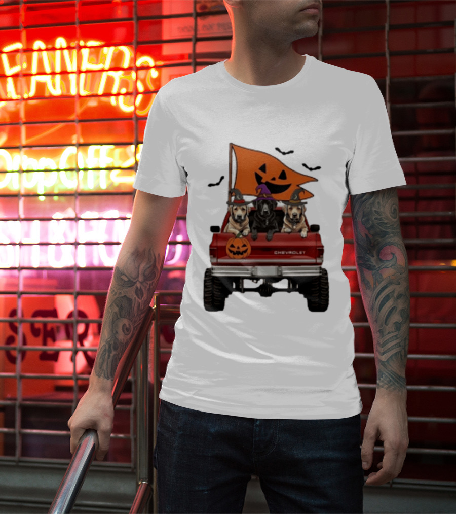 Chevrolet Halloween Dogs In Truck With Pumpkin And Bats T-Shirt
