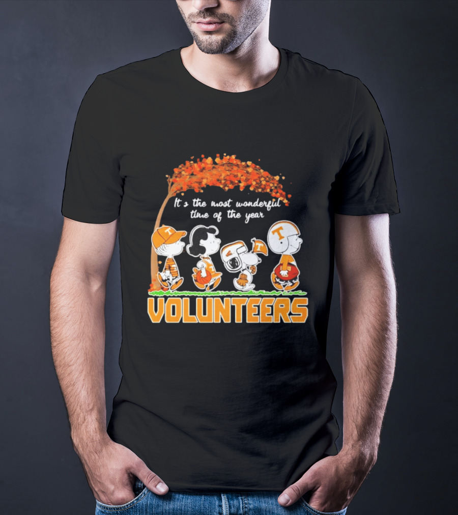 Peanuts Characters Tennessee Volunteers It's The Most Wonderful Time Of The Year T-Shirt