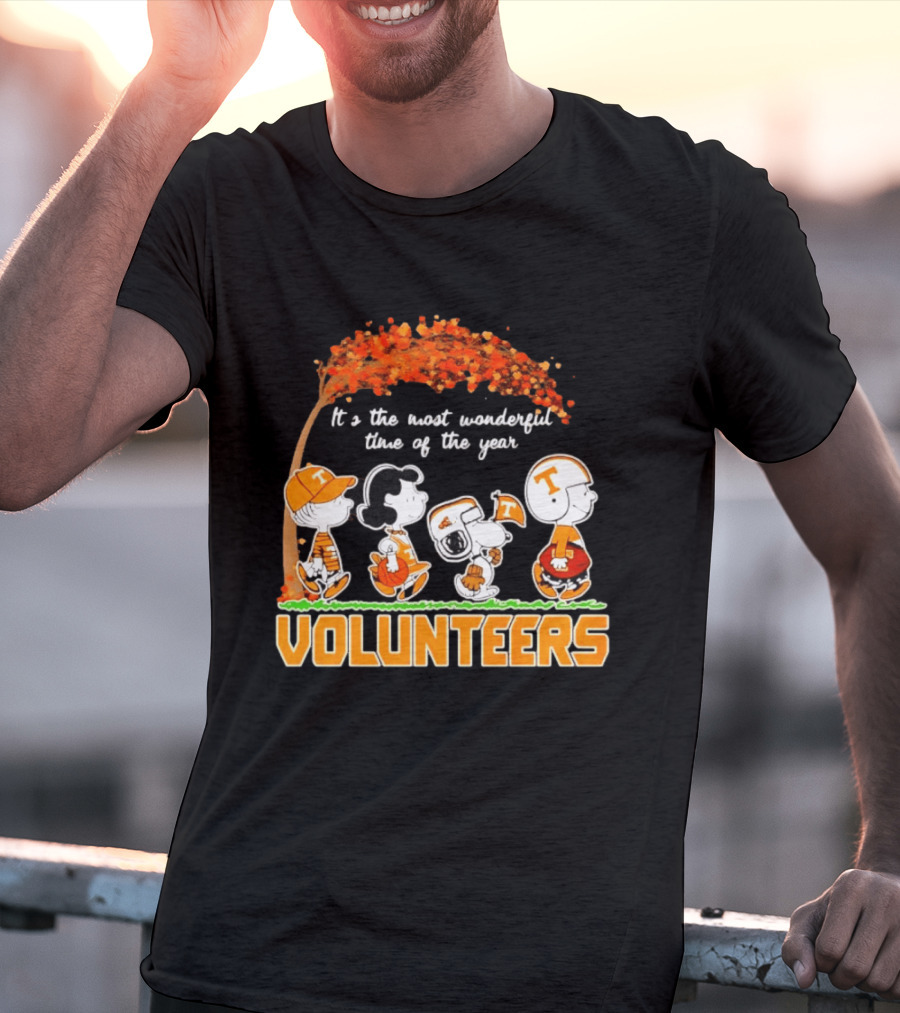 Peanuts Characters Tennessee Volunteers It's The Most Wonderful Time Of The Year T-Shirt