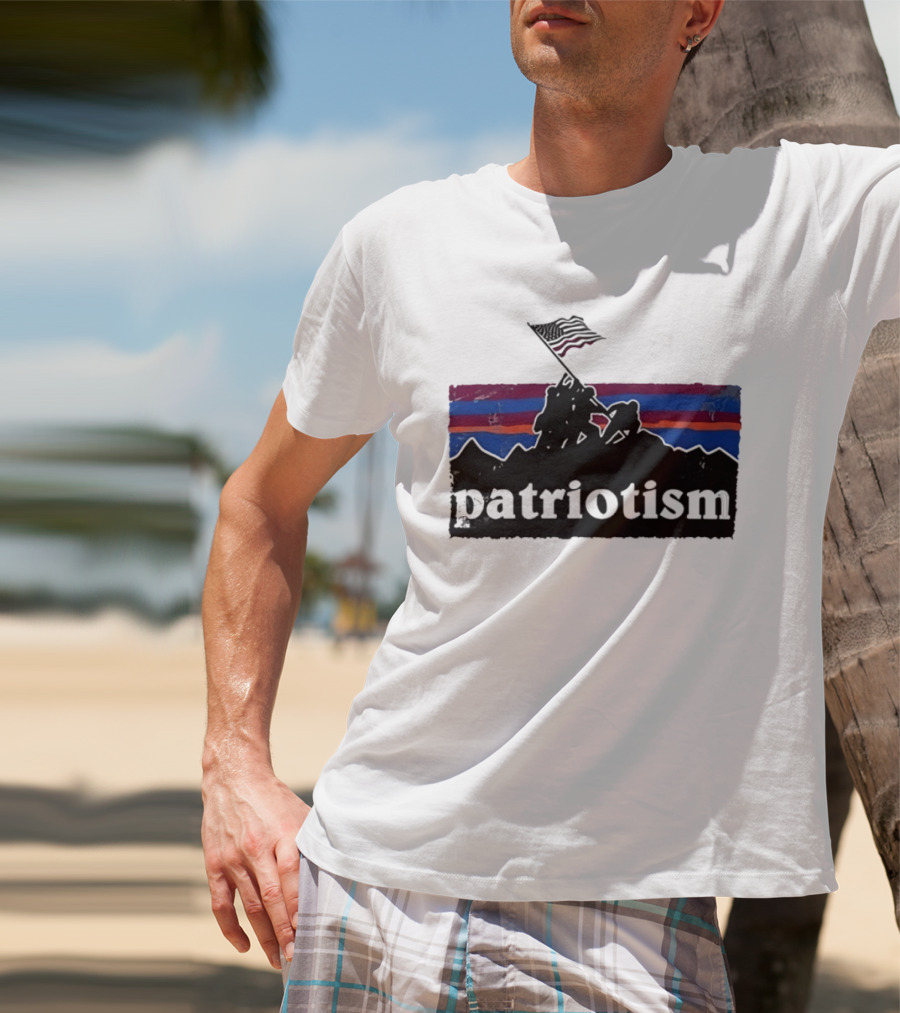 Patriotism Distressed Iwo Jima Flag Raising Retro Stripes T-Shirt