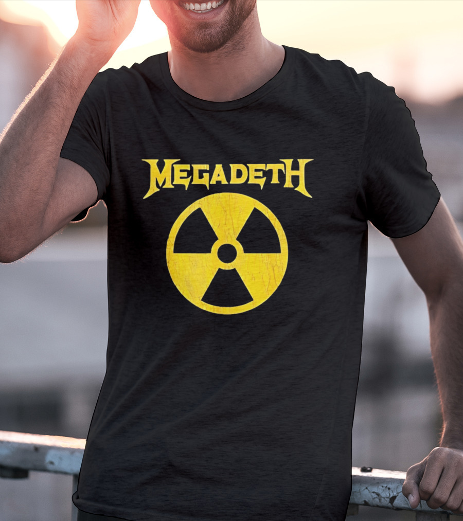 Megadeth Distressed Radioactive Symbol Heavy Metal T-Shirt