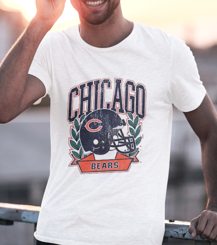 Chicago Bears Distressed Football Helmet T-Shirt
