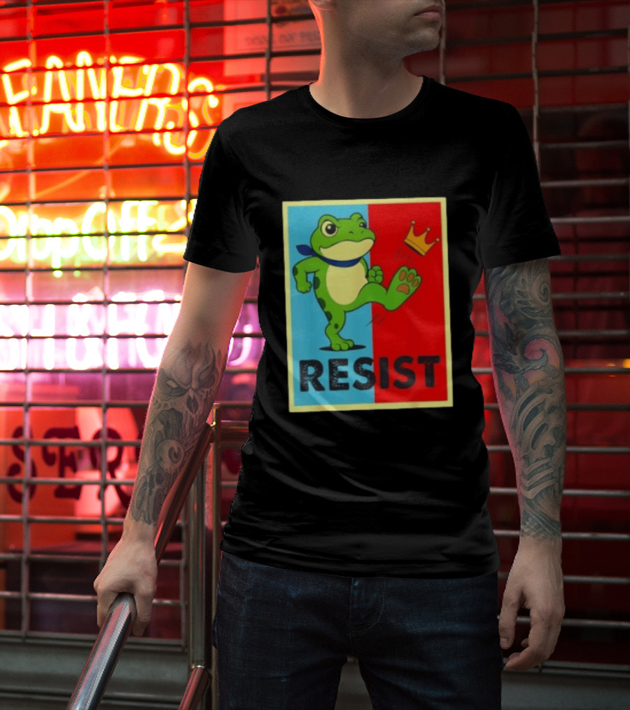 Resist Frog Kicking Crown Icon No Kings T-Shirt