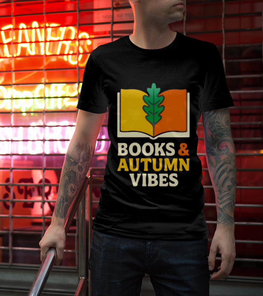 Books And Autumn Vibes Cozy Reading Season T-Shirt