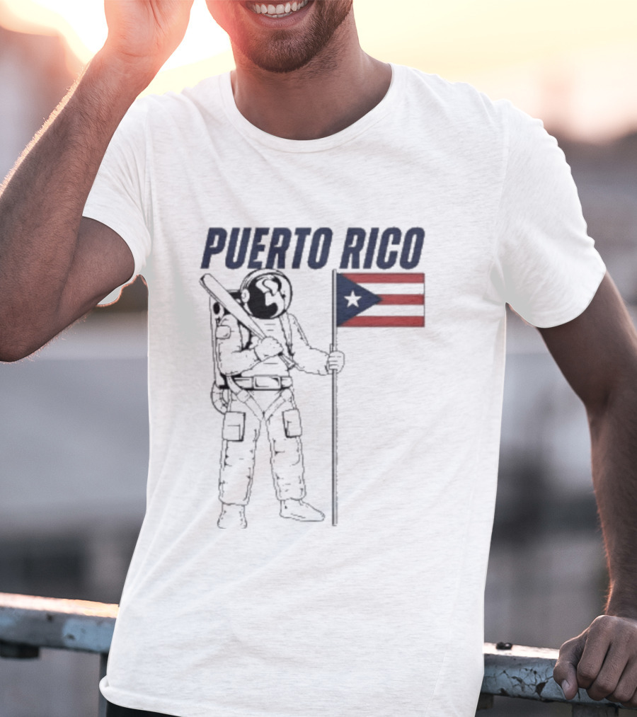 PUERTO RICO Astronaut Holding Baseball Bat Puerto Rican Flag T-Shirt
