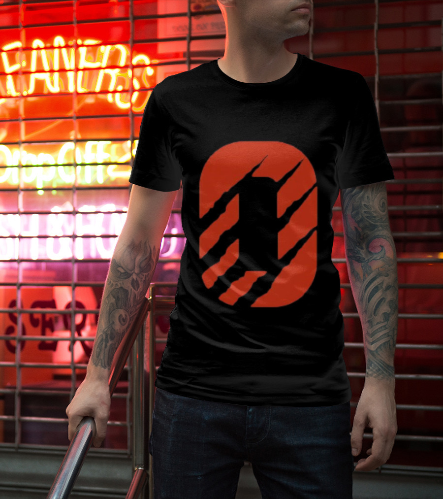 Cincinnati Bengals Clawed Stripes T-Shirt