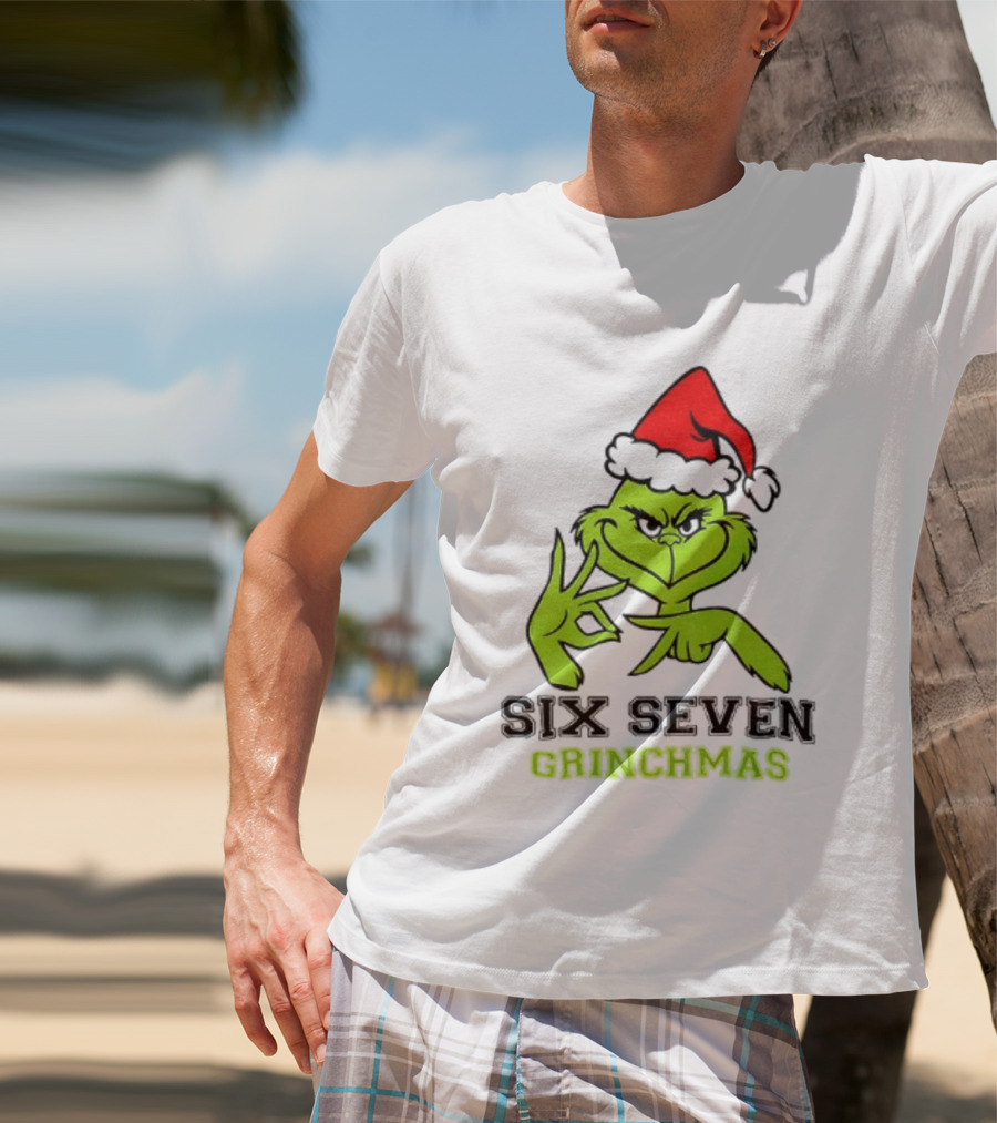 Grinch Santa Hat Six Seven Grinchmas Christmas 2025 Festive T-Shirt