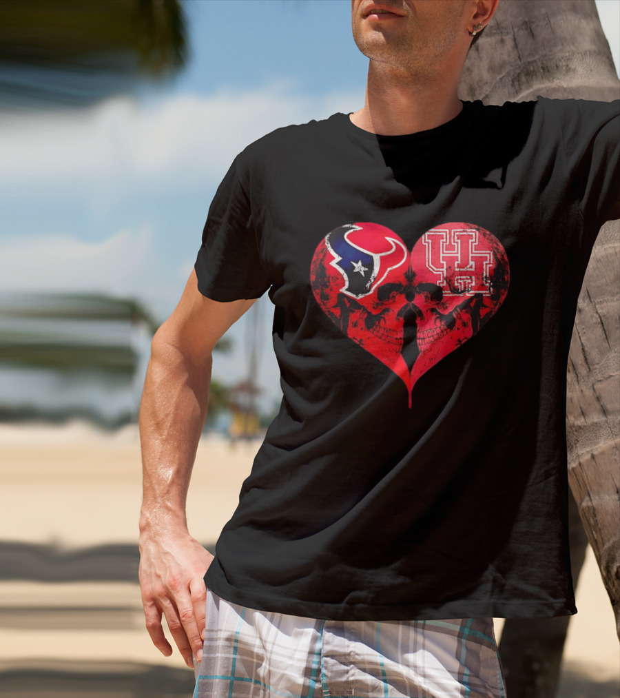 Houston Texans University Of Houston Cougars Heart Shaped Skulls Football Fans T-Shirt