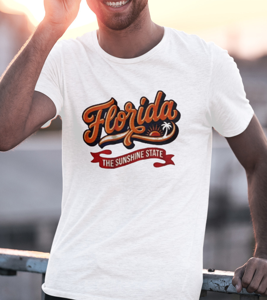Florida The Sunshine State Sunset Palm Tree Vintage Look T-Shirt