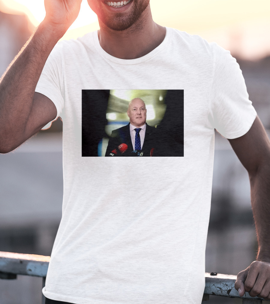 Otago Uni Expert Warns Against MMP And Voting Referendums Together T-Shirt