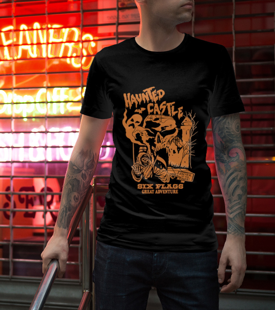 Six Flags Great Adventure Haunted Castle Enter If You Dare Spooky Skeleton And Ghosts T-Shirt