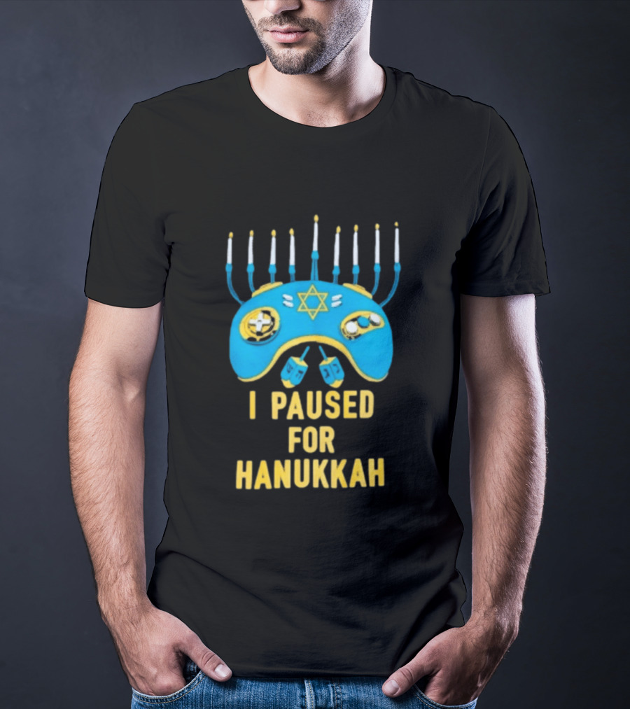 I Paused For Hanukkah Menorah Gaming Controller Star Of David T-Shirt