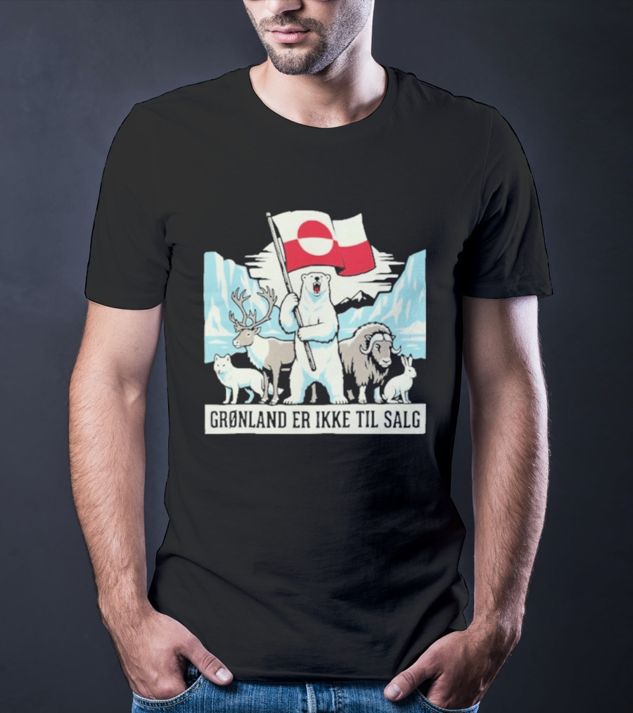 Grønland Er Ikke Til Salg Polar Bear Flag Reindeer Musk Ox Arctic Wildlife T-Shirt