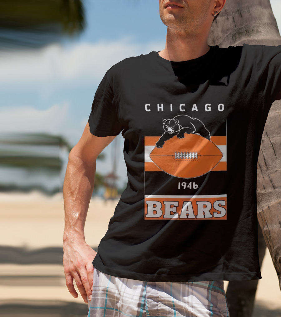 Chicago Bears 1946 Football Vintage Team History T-Shirt