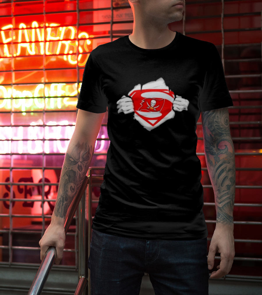 Tampa Bay Buccaneers Superpower Fan Symbol With Skulls Football Superman T-Shirt