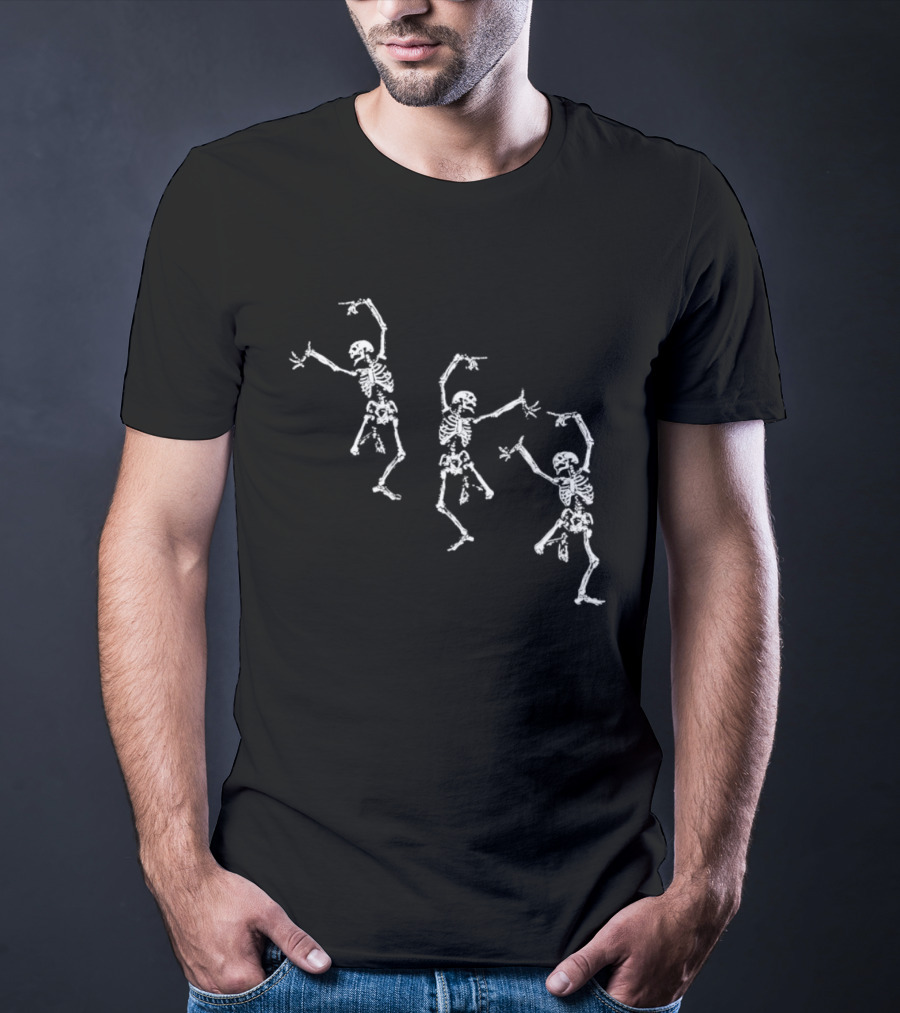 Dancing Skeletons Spooky Gothic Halloween Skeletons T-Shirt