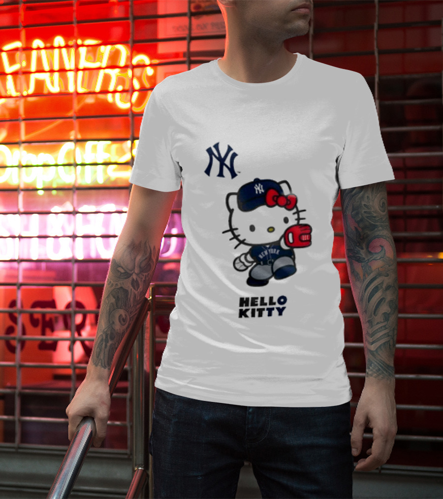 New York Yankees Hello Kitty Baseball Catcher Outfit T-Shirt