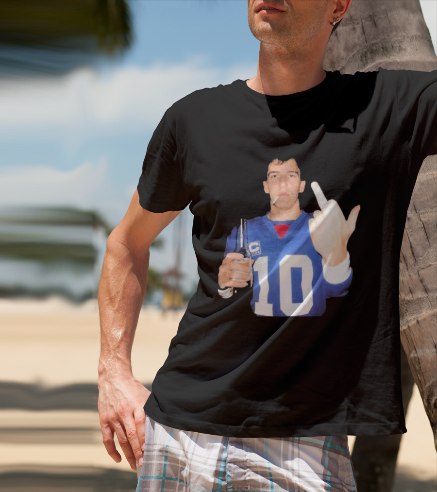 Eli Manning Jersey Smoking Gesture Middle Finger 10 T-Shirt