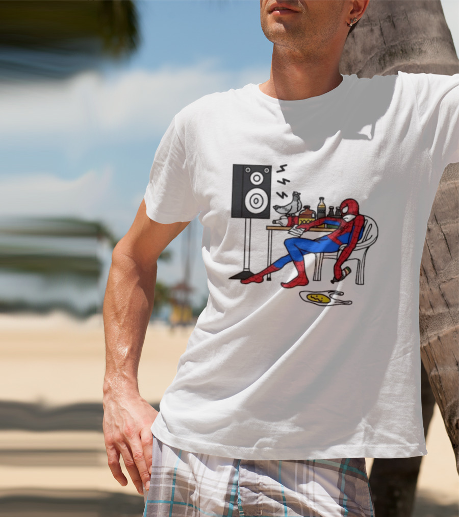 Spider Man Te Quiero Romo Drinking Marvel Speaker Table Scene T-Shirt