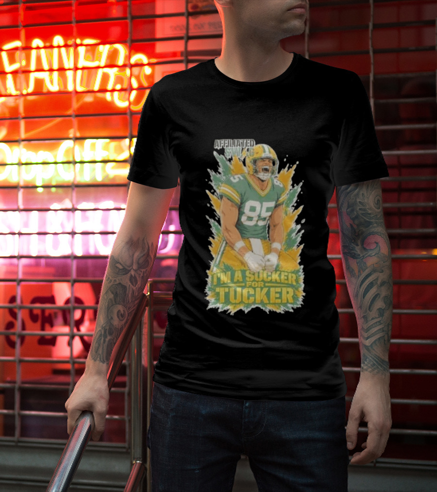 I'm A Sucker For Tucker Green Bay Packers 85 Affiliated SWAG T-Shirt