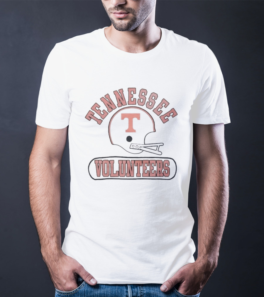 Tennessee Volunteers Football Helmet Distressed T-Shirt