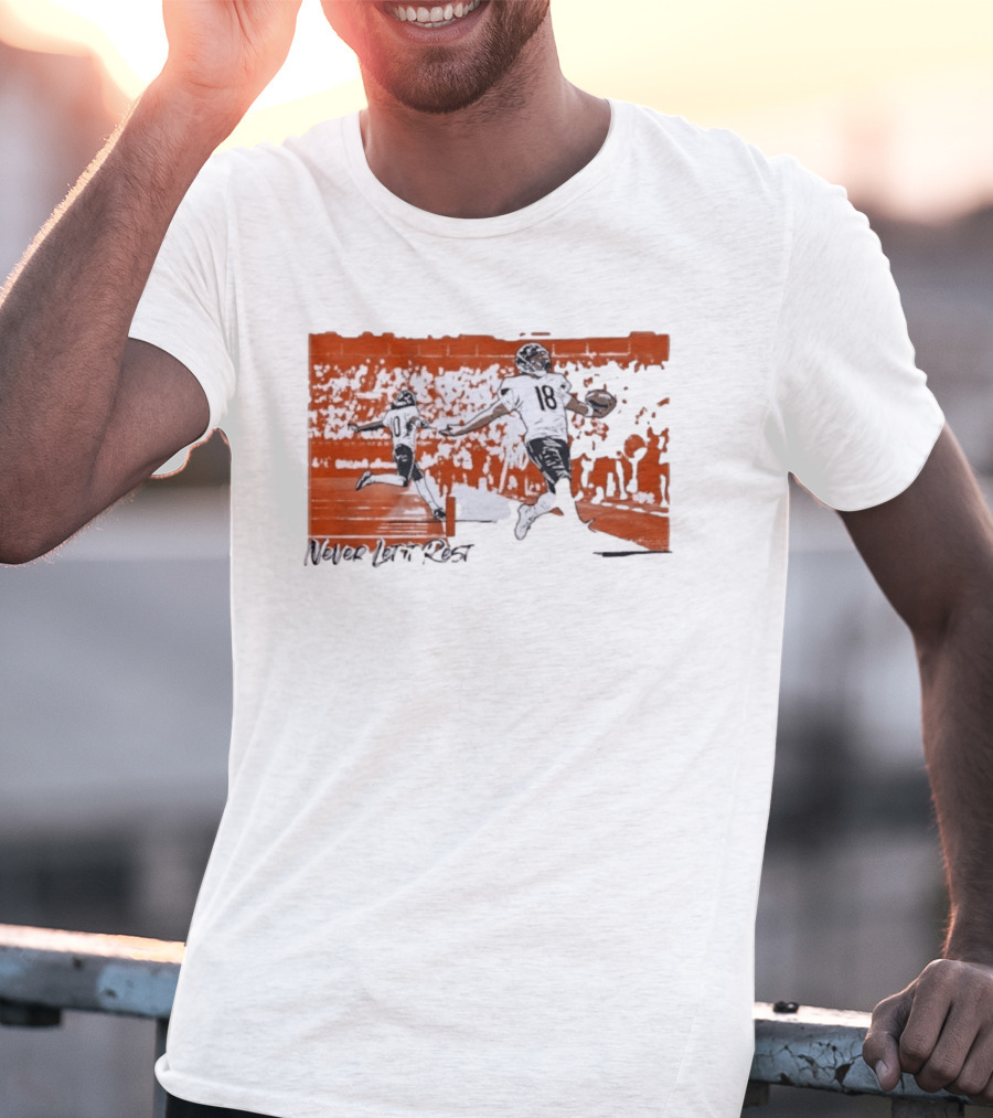 Never Let It Rest Chicago Bears Number 18 And 10 Football Scene T-Shirt