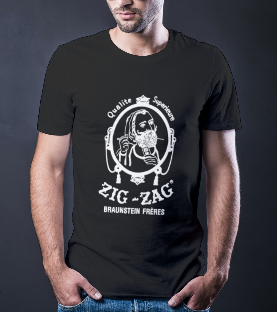 Qualite Superieure Zig Zag Braunstein Freres Bearded Smoker Oval Frame T-Shirt