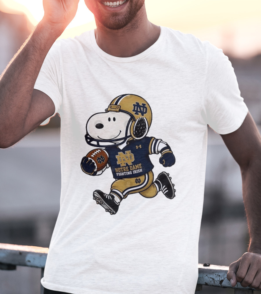Snoopy Playing Football Notre Dame Fighting Irish ND Team Fan Gear T-Shirt