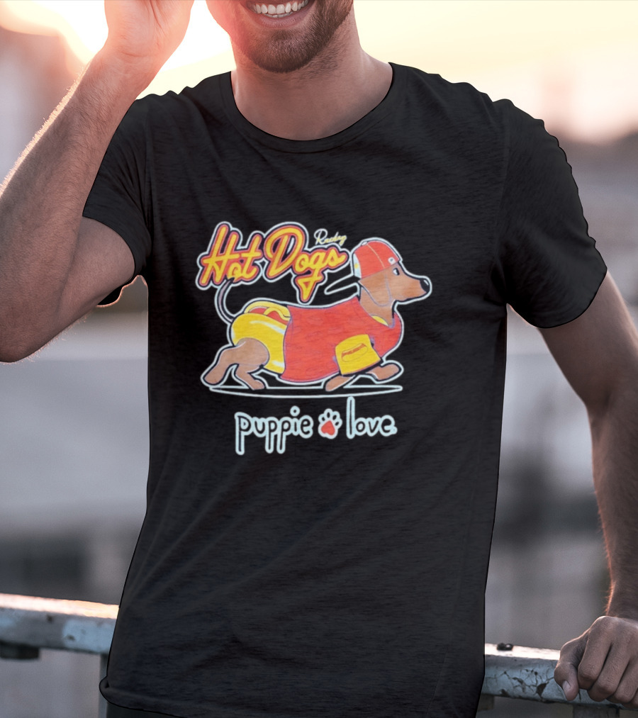 Rockin Hot Dogs Puppie Love Dachshund Dog Lover T-Shirt