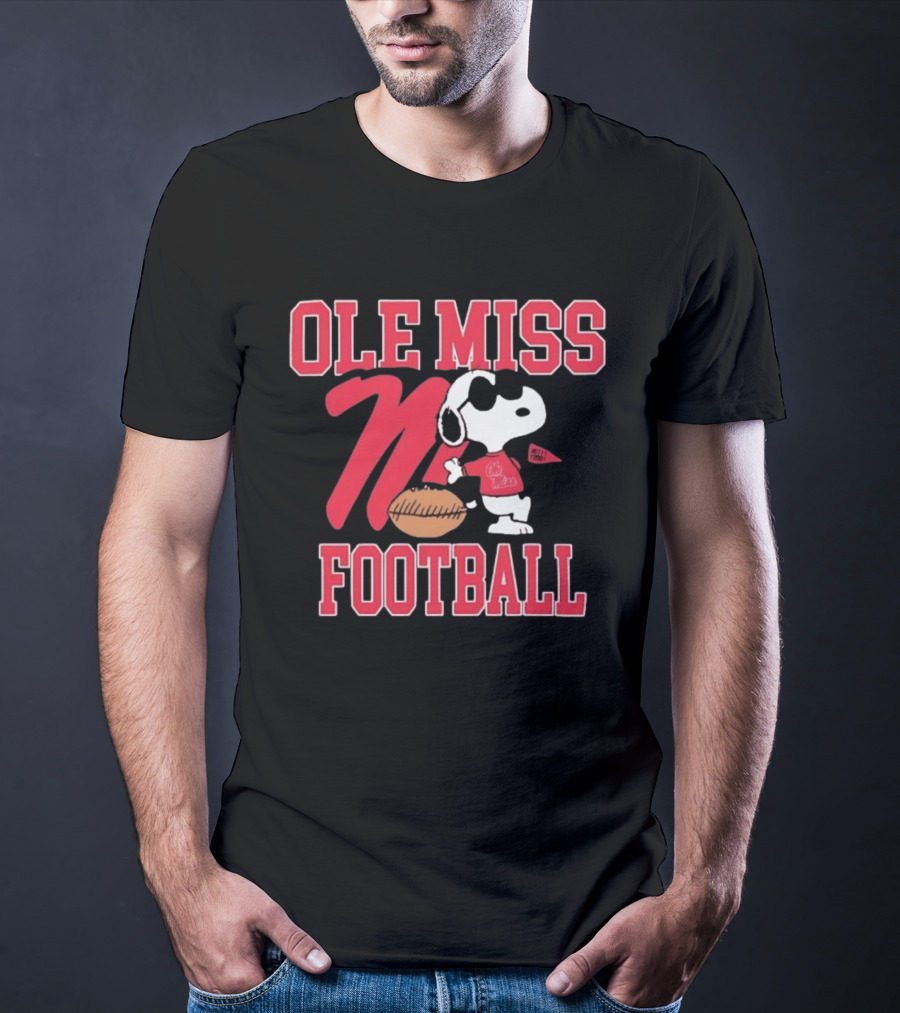 Ole Miss Football Snoopy Hotty Toddy Peanuts T-Shirt
