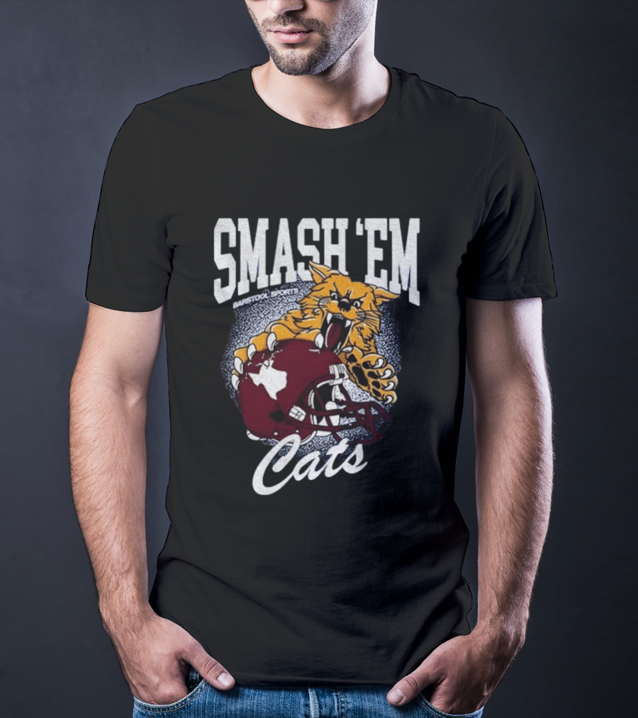 Smash 'Em Cats Barstool Sports Wildcat Clawing Texas Football Helmet T-Shirt