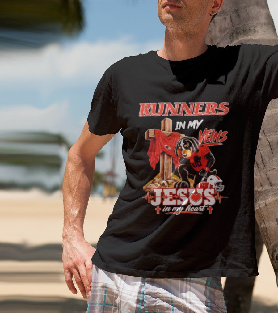 UTSA Roadrunners Runners In My Veins Jesus In My Heart Football Faith T-Shirt