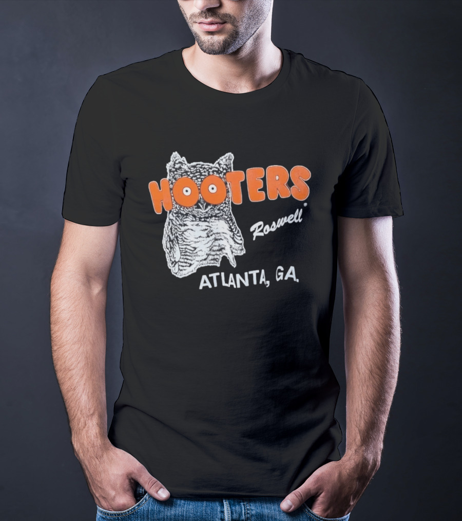 Hooters Roswell Atlanta GA Owl T-Shirt