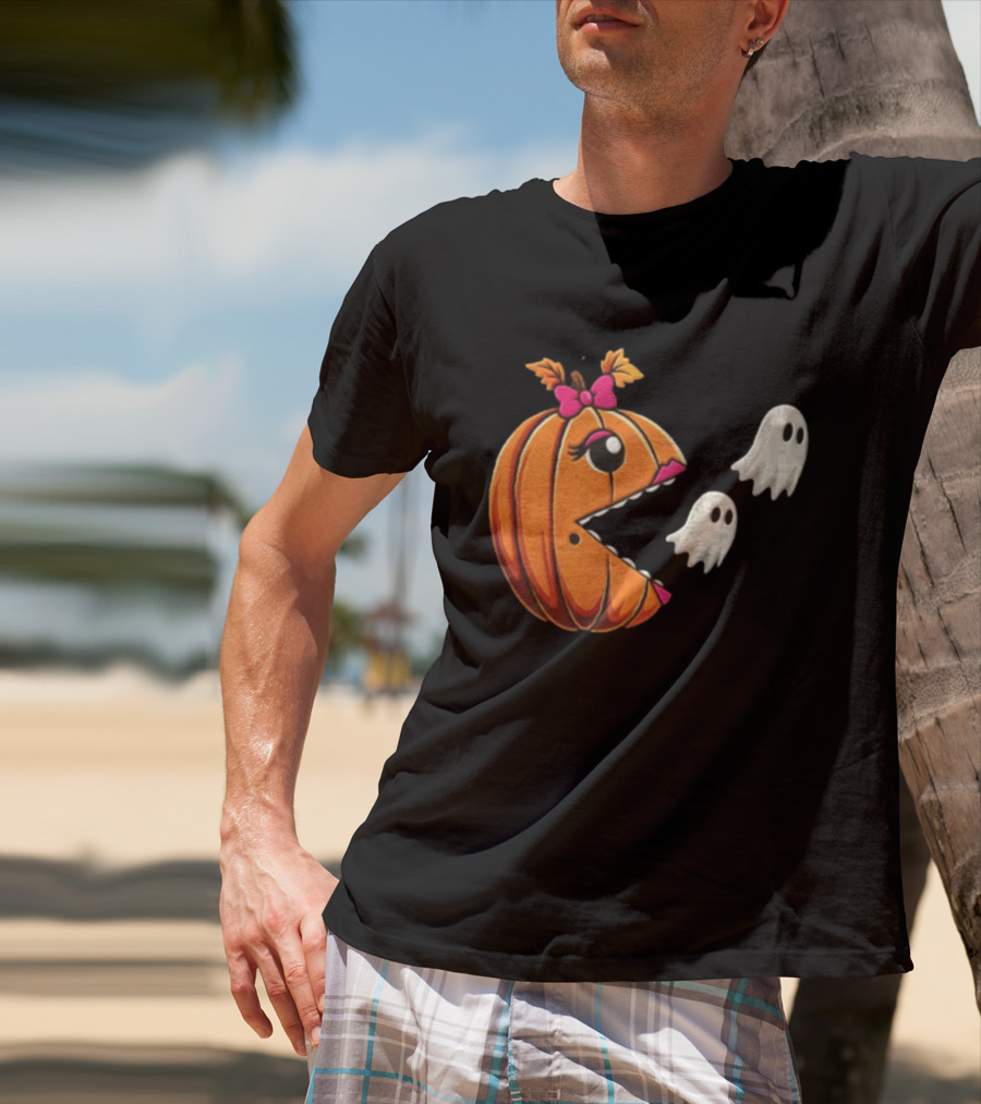 Ms Pac Man Pumpkin Shape Halloween Ghosts T-Shirt
