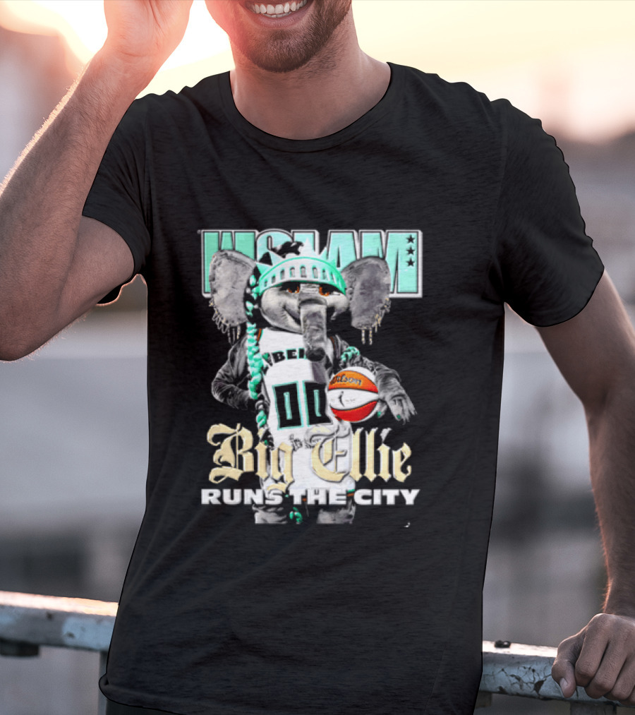New York Liberty Big Ellie Runs The City Statue Crown Basketball T-Shirt