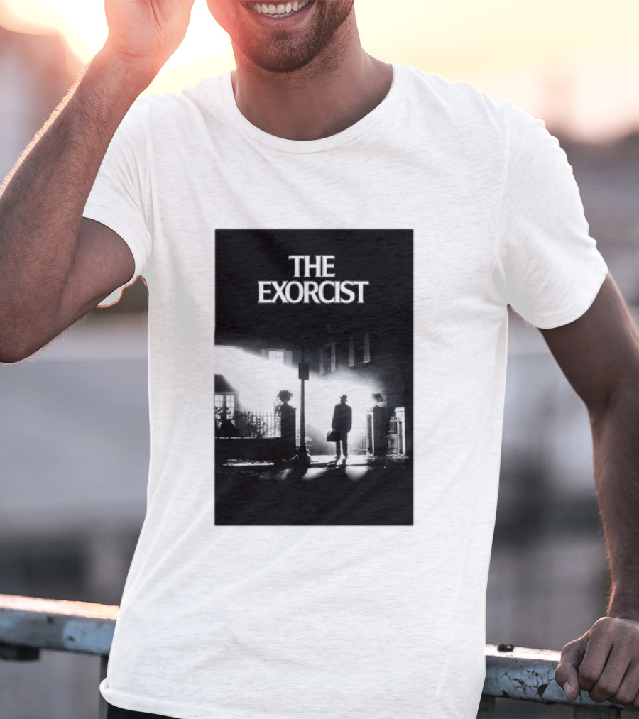 The Exorcist Iconic Horror Movie Walking Man Shadow Scene T-Shirt