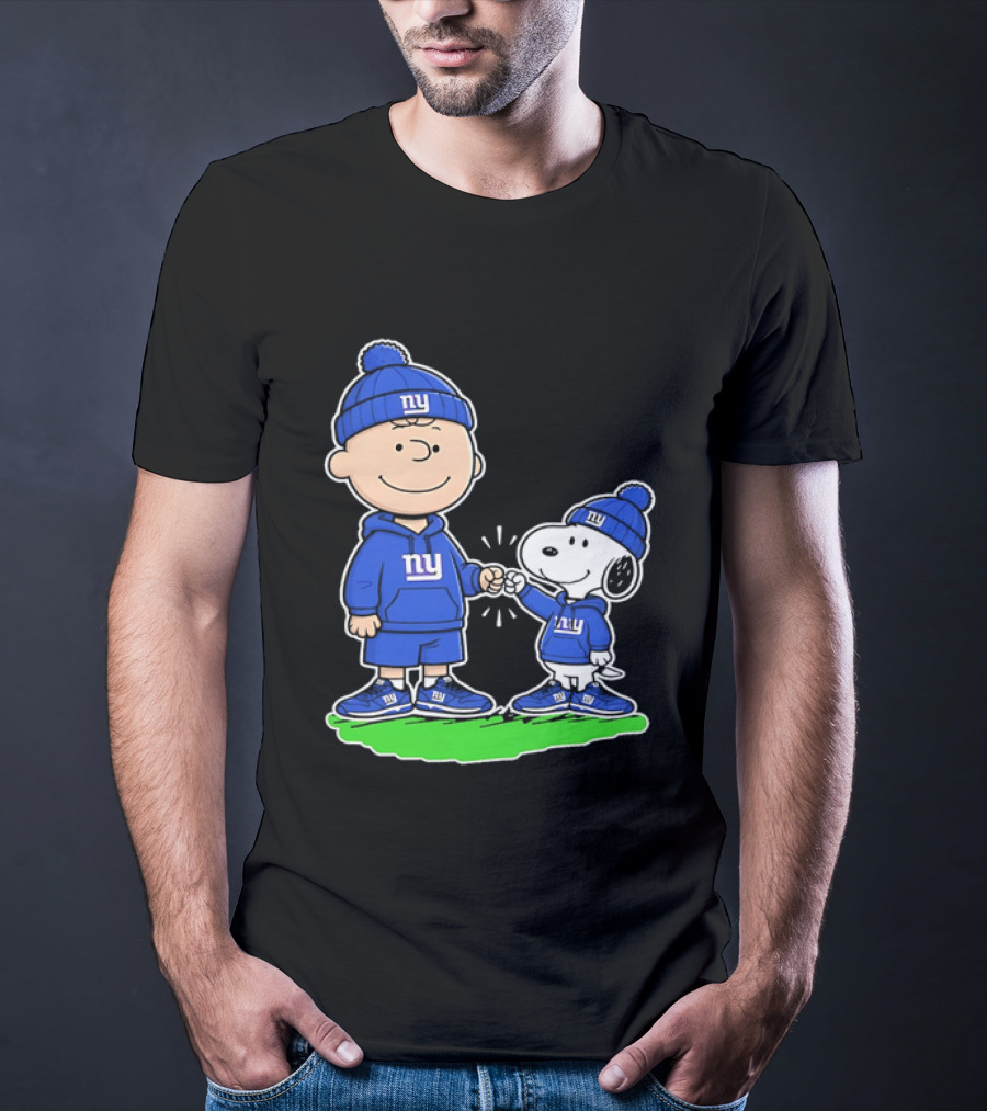 Snoopy And Charlie Brown NY Giants NFL Collaboration T-Shirt
