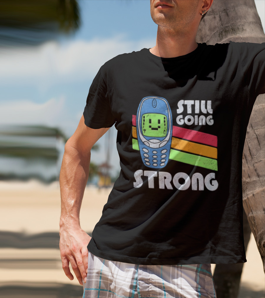 Still Going Strong Retro Mobile Phone Green Screen Vintage Vibes T-Shirt