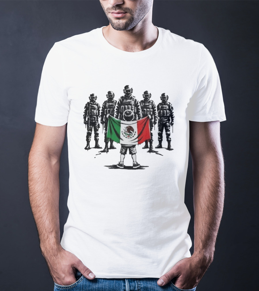 Todos Luchamos Mexican Flag Soldiers Protest T-Shirt
