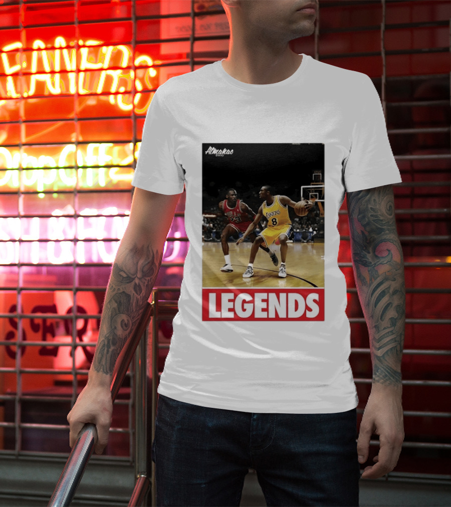 Michael Jordan Vs Kobe Bryant Legends Chicago Bulls Lakers T-Shirt