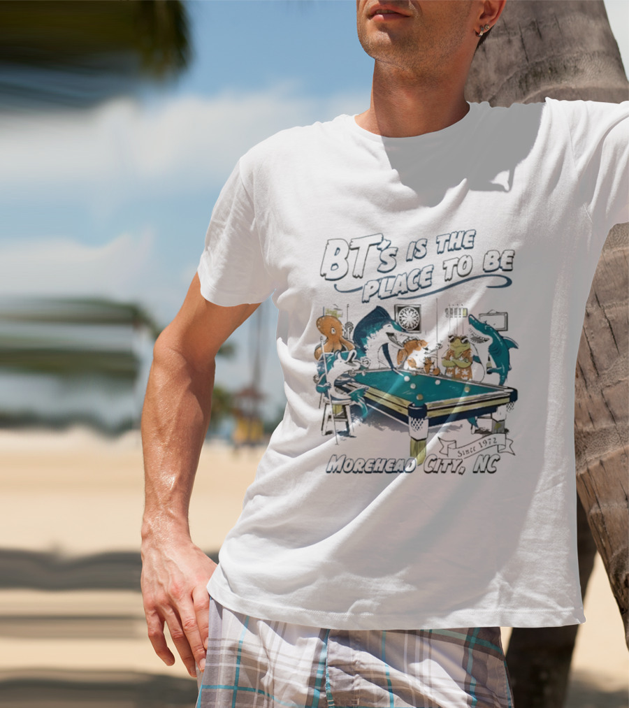 BT's Is The Place To Be Morehead City NC Since 1972 Pool Hall Sea Creatures Playing Billiards T-Shirt