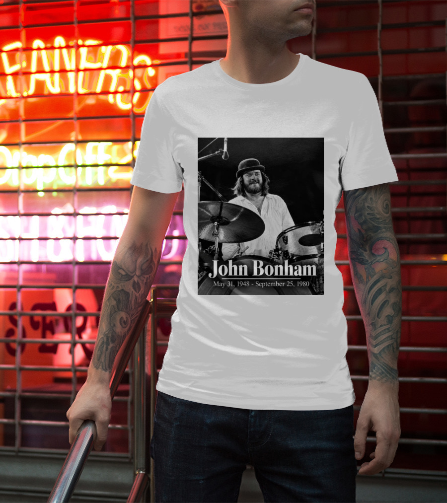John Bonham May 31 1948 September 25 1980 Drummer Tribute Black And White Photo T-Shirt