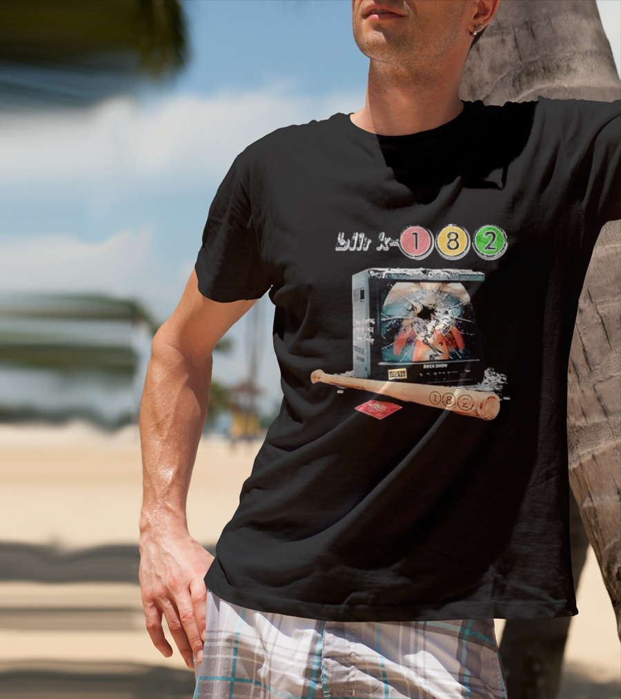 Blink 182 Rock Show Mark Hoppus Tom DeLonge Travis Barker TV Baseball Bat Iconic Display T-Shirt