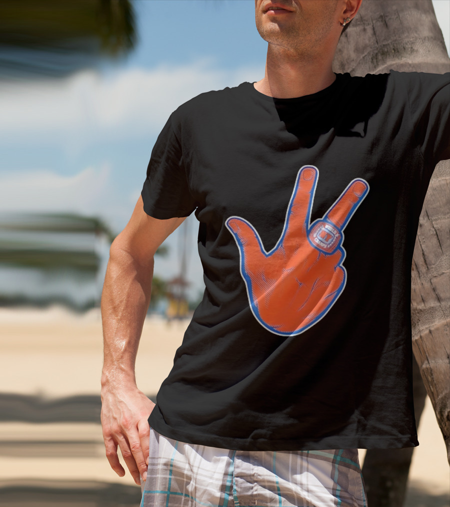 New York Knicks World Champs Victory Hand Sign With Ring NY Sports T-Shirt