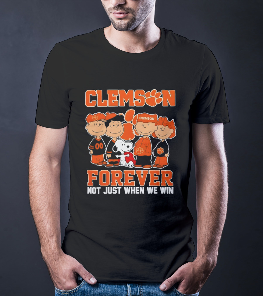 Clemson Forever Not Just When We Win Peanuts Characters Paw T-Shirt