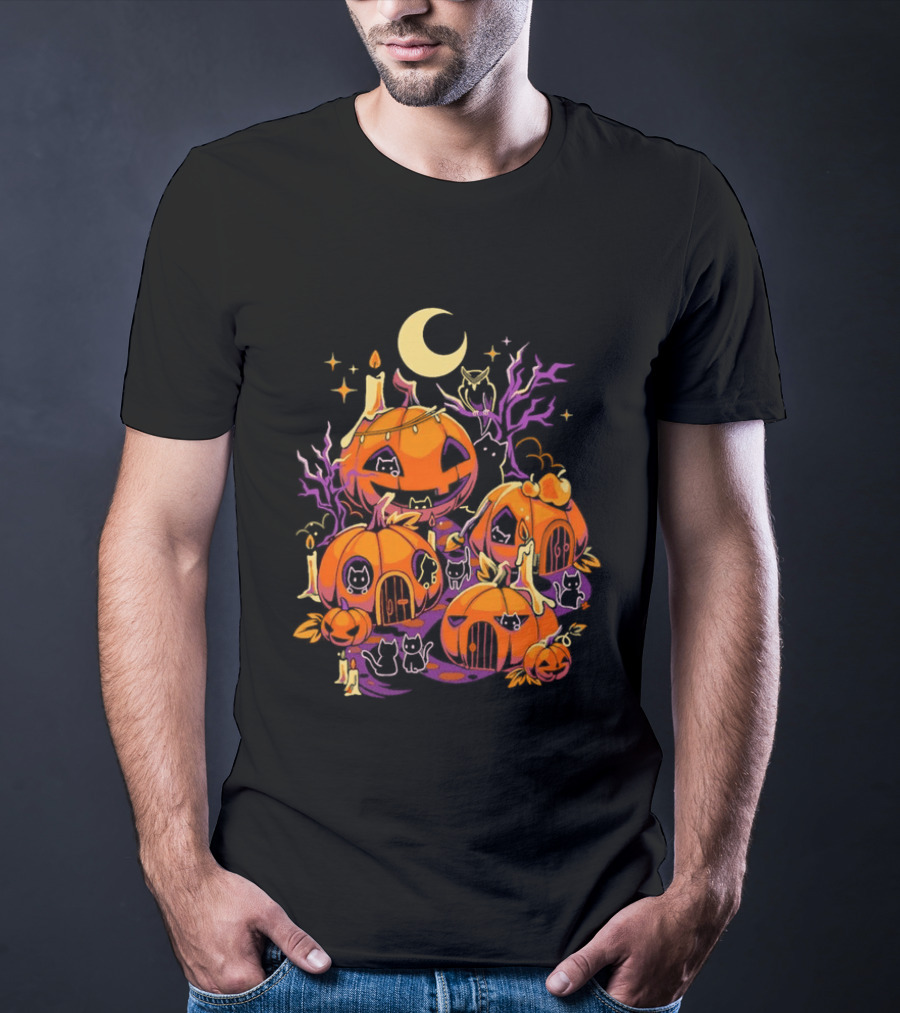 Pumpkin Halloween House Black Cat Crescent Moon Village T-Shirt