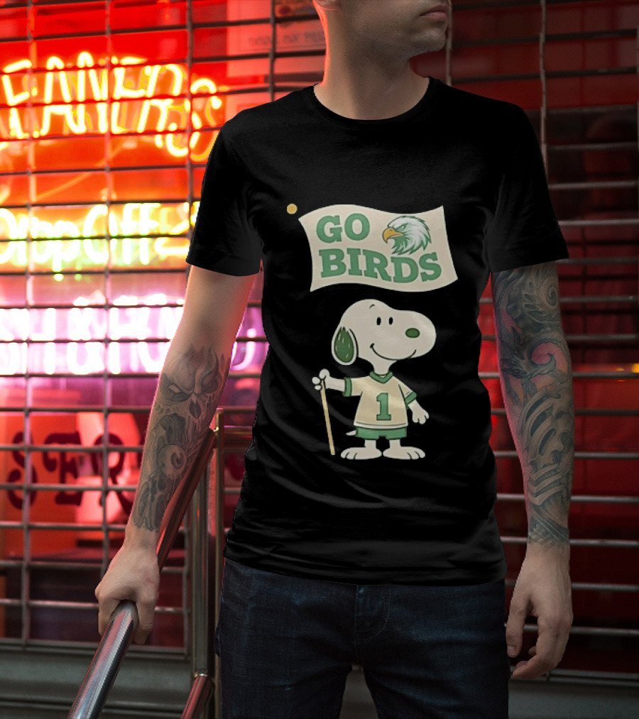 Snoopy Go Birds Philadelphia Eagles Team Spirit T-Shirt