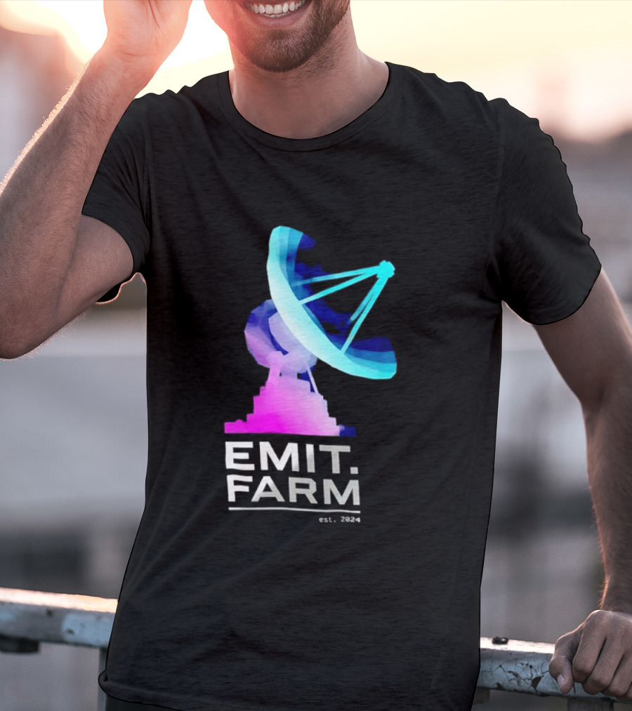 Emit Farm Est 2024 Satellite Dish Radio Telescope Science T-Shirt